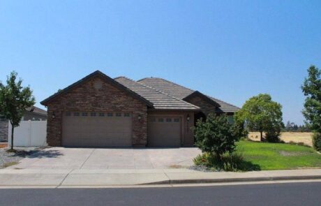 BuildMark Colonial Raised Panel Stockton Windows BuildMark Colonial Raised Panel Stockton Windows